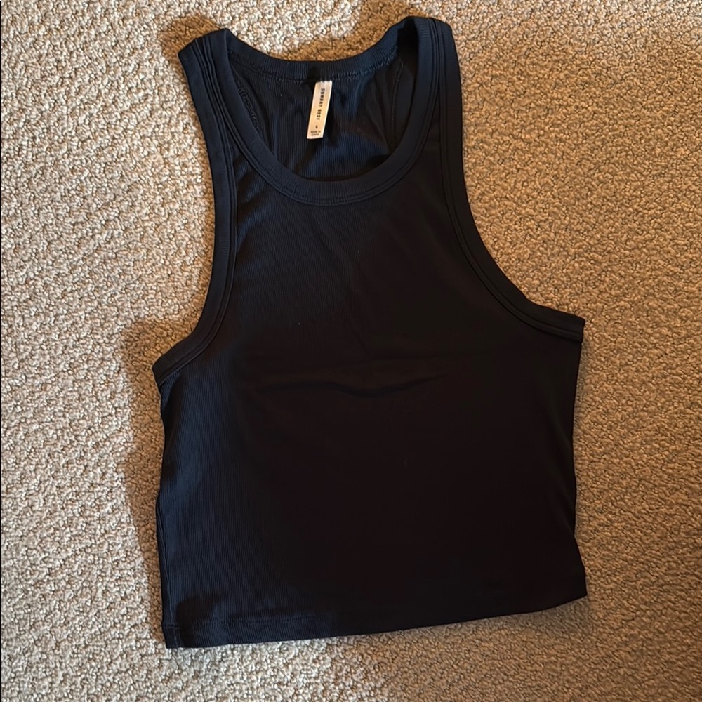 Black Sleeveless Women's Cropped Top
